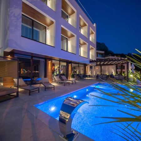 Boutique Hotel R Palazzo Котор Екстер'єр фото