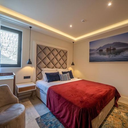 Boutique Hotel R Palazzo Котор Екстер'єр фото