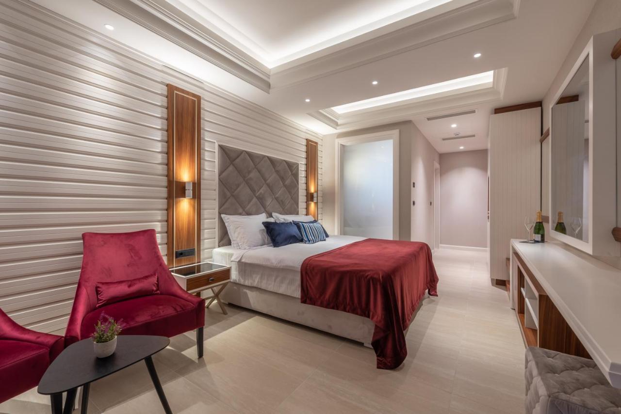 Boutique Hotel R Palazzo Котор Екстер'єр фото