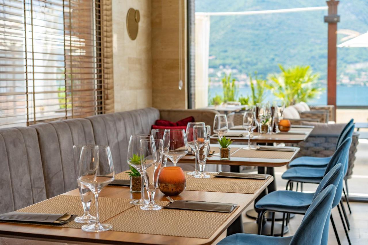 Boutique Hotel R Palazzo Котор Екстер'єр фото